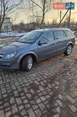 Универсал Opel Astra 2005 в 