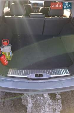 Универсал Opel Astra 2005 в 