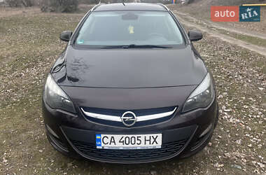 Універсал Opel Astra 2014 в Черкасах