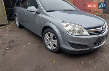 Универсал Opel Astra 2010 в Нежине