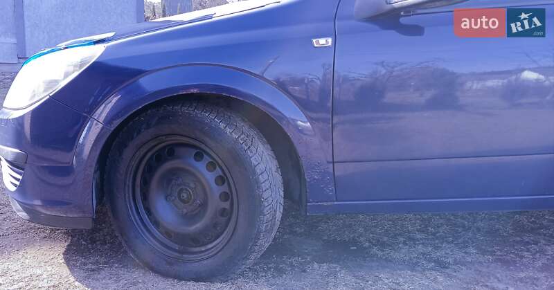Универсал Opel Astra 2006 в Ивано-Франковске