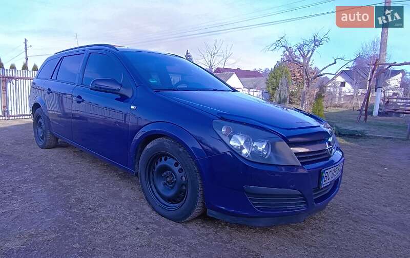 Универсал Opel Astra 2006 в Ивано-Франковске