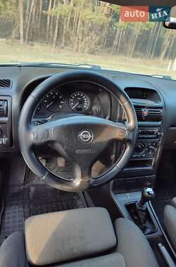 Седан Opel Astra 2007 в 