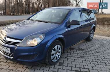 Універсал Opel Astra 2010 в 