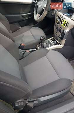 Универсал Opel Astra 2008 в 