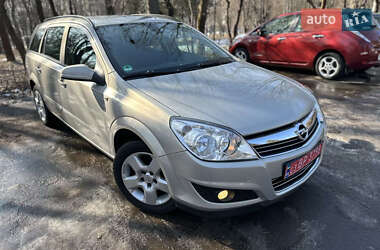 Универсал Opel Astra 2007 в Луцке