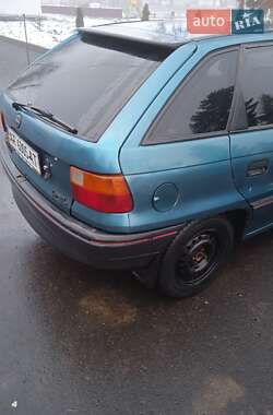 Хэтчбек Opel Astra 1993 в 