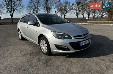 Универсал Opel Astra 2013 в 
