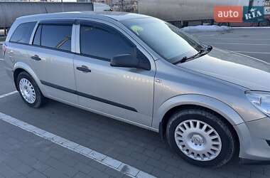 Универсал Opel Astra 2008 в Сумах