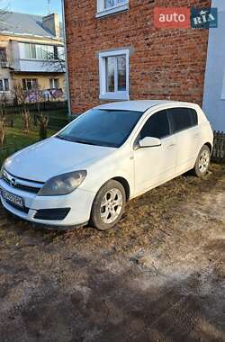 Хетчбек Opel Astra 2007 в 