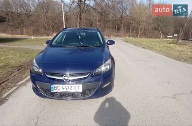 Универсал Opel Astra 2013 в Дрогобыче