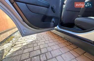 Седан Opel Astra 2003 в 