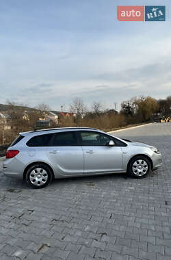 Универсал Opel Astra 2011 в Бережанах