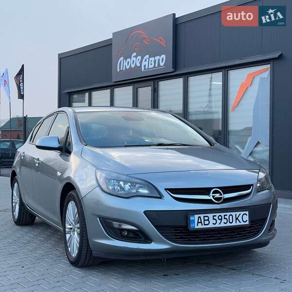 Хэтчбек Opel Astra 2015 в Виннице