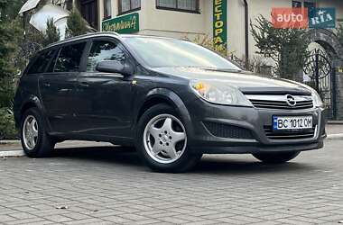 Универсал Opel Astra 2009 в Дрогобыче