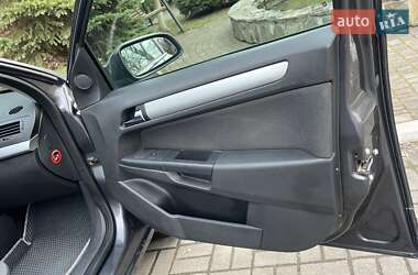 Универсал Opel Astra 2009 в Дрогобыче