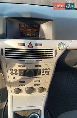 Универсал Opel Astra 2008 в 