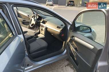 Универсал Opel Astra 2008 в 