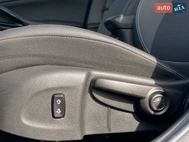 Універсал Opel Astra 2020 в Луцьку
