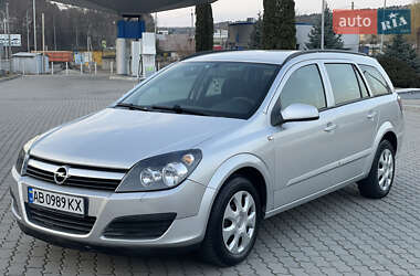 Универсал Opel Astra 2006 в Могилев-Подольске