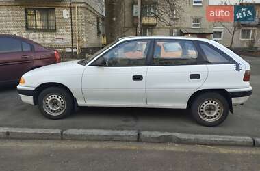 Хетчбек Opel Astra 1995 в 