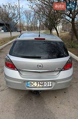 Хетчбек Opel Astra 2008 в 
