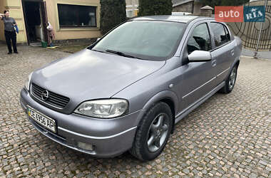 Седан Opel Astra 2006 в Чернівцях