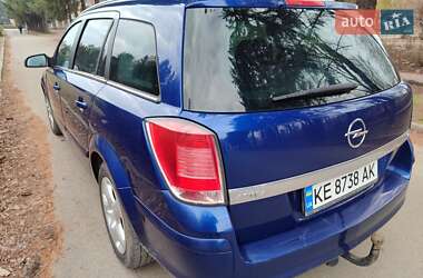 Универсал Opel Astra 2007 в 