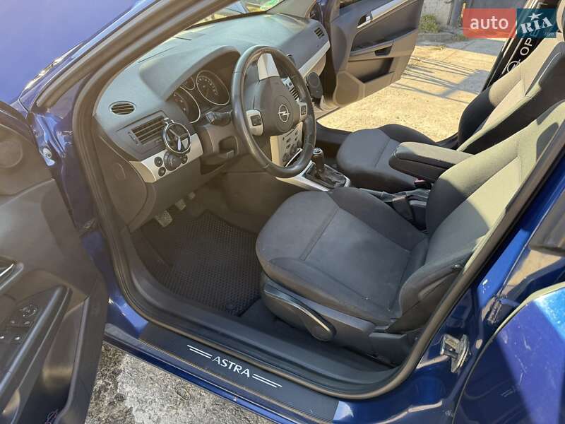 Универсал Opel Astra 2008 в Ивано-Франковске фото 4 Универсал Opel Astra 2008 в Ивано-Франковске