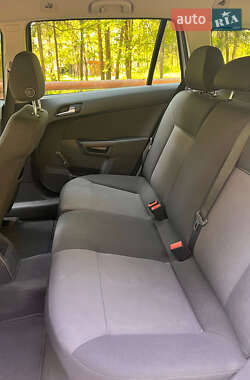 Универсал Opel Astra 2008 в 
