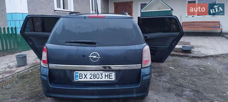 Универсал Opel Astra 2007 в Дунаевцах