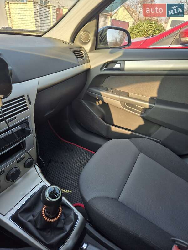 Хетчбек Opel Astra 2008 в Житомирі