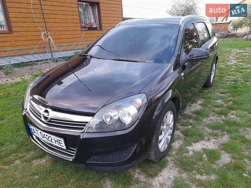 Opel Astra 2010