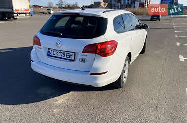 Универсал Opel Astra 2011 в 