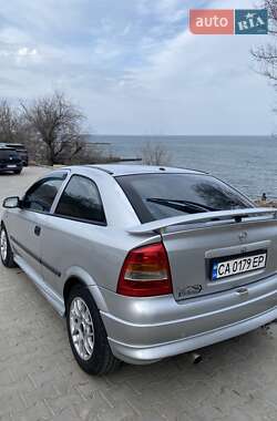 Хэтчбек Opel Astra 1998 в 