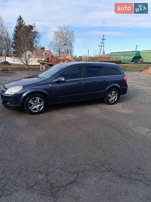 Універсал Opel Astra 2008 в Києві