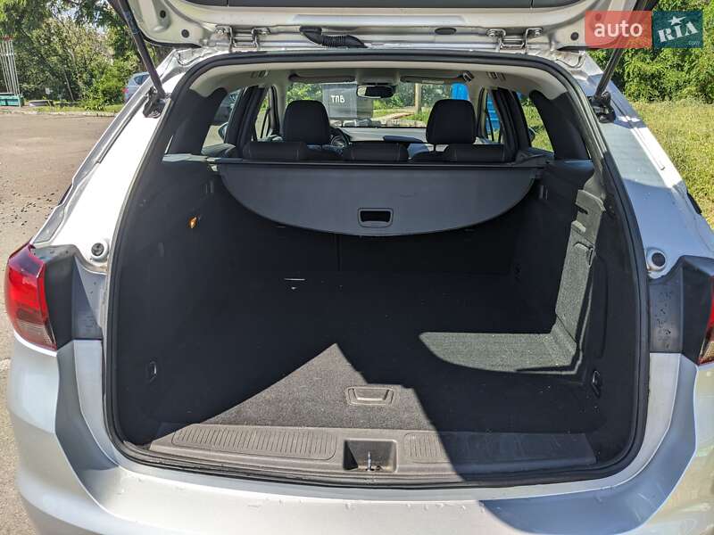 Универсал Opel Astra 2018 в Киеве фото 10 Универсал Opel Astra 2018 в Киеве