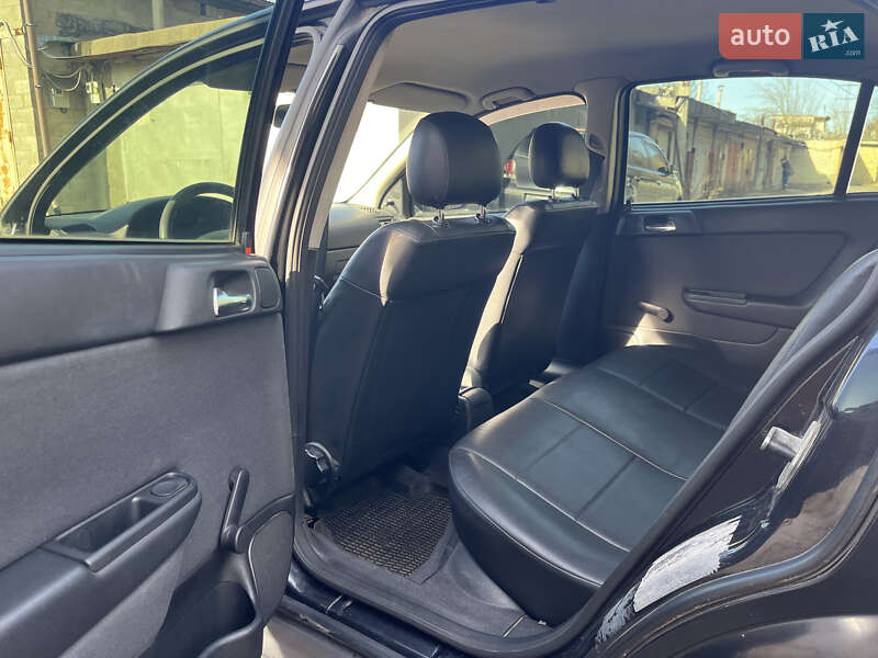 Седан Opel Astra 2003 в Києві