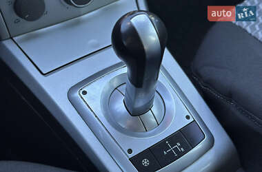 Хэтчбек Opel Astra 2013 в 