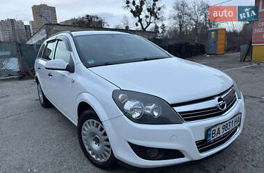 Универсал Opel Astra 2009 в Киеве