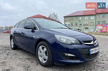 Універсал Opel Astra 2015 в Бердичеві