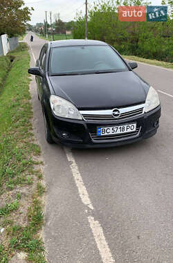 Хетчбек Opel Astra 2007 в Львові