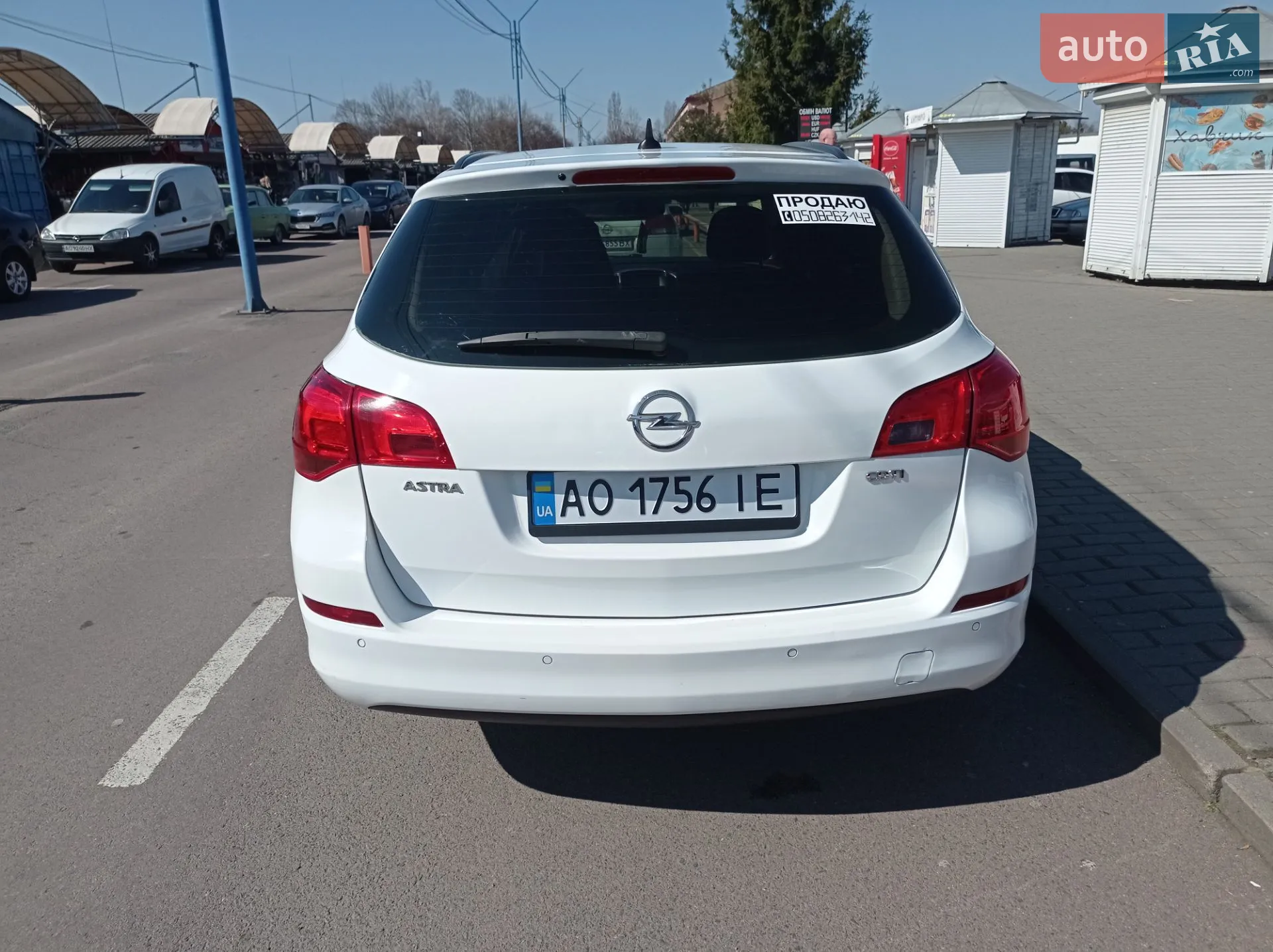 2011 Opel Astra - мініатюра 10