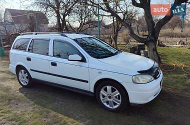 Универсал Opel Astra 2004 в 