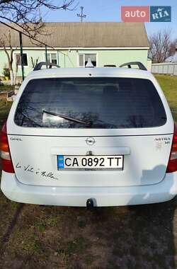 Универсал Opel Astra 2004 в 
