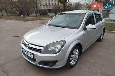 Хэтчбек Opel Astra 2006 в Харькове