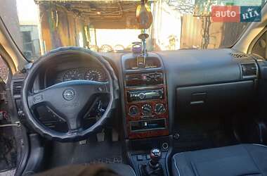 Седан Opel Astra 2000 в 