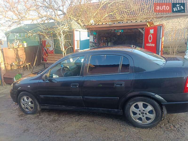 Седан Opel Astra 2000 в Одесі