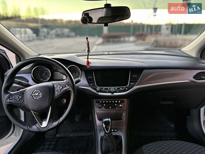 Универсал Opel Astra 2016 в Киеве