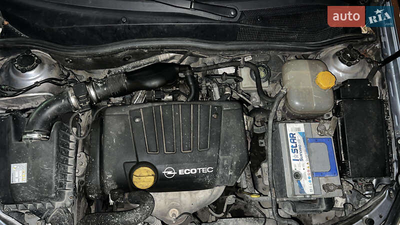 Універсал Opel Astra 2005 в Львові